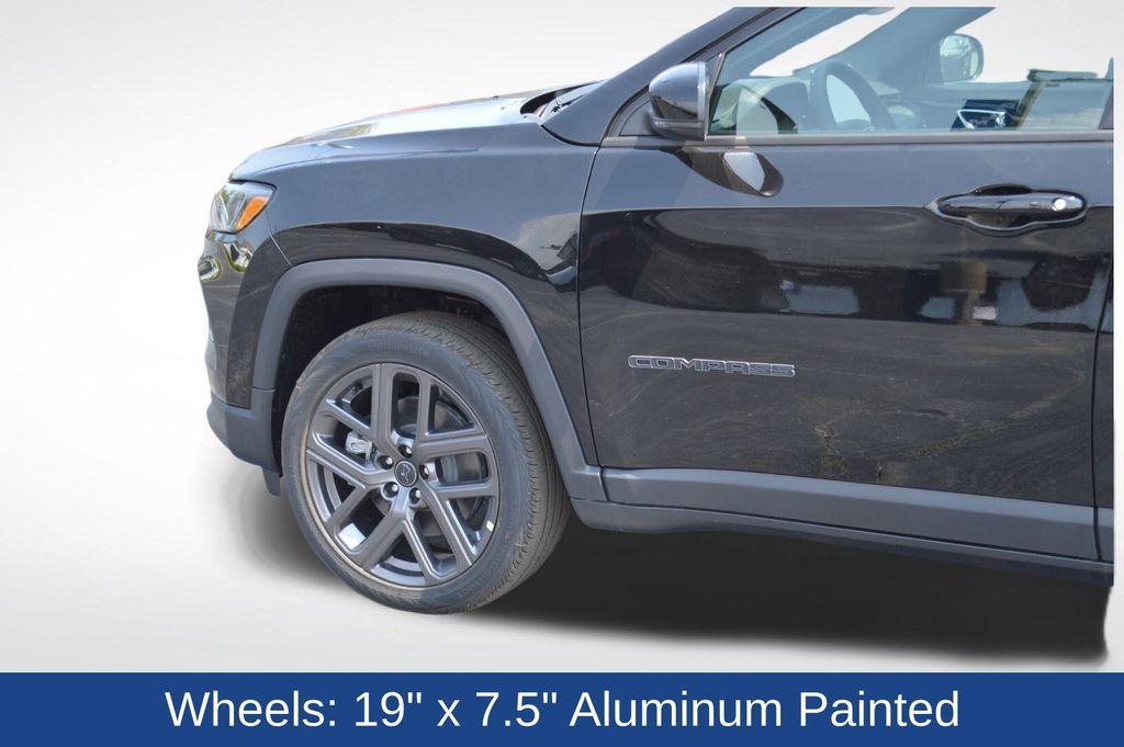 new 2025 Jeep Compass car, priced at $39,105