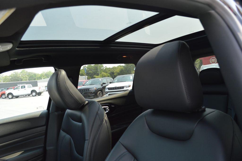 new 2025 Jeep Compass car, priced at $39,105