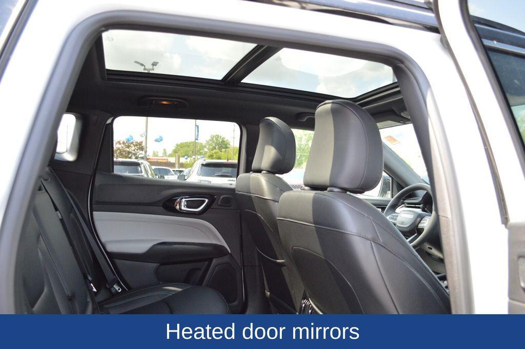 new 2025 Jeep Compass car, priced at $32,904