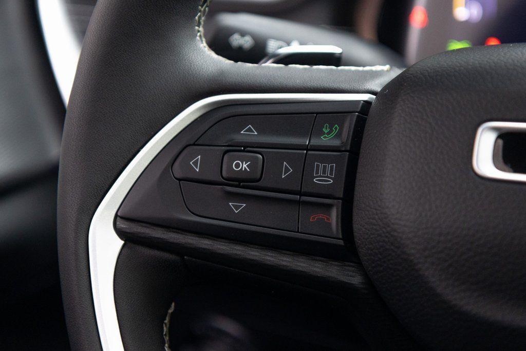 used 2024 Jeep Grand Cherokee L car, priced at $40,997