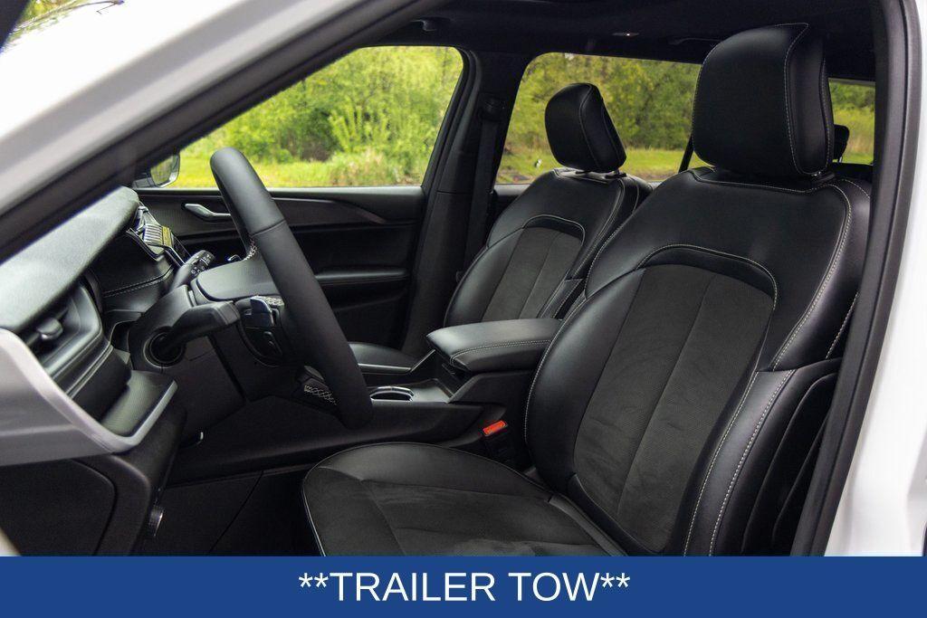used 2024 Jeep Grand Cherokee L car, priced at $40,000