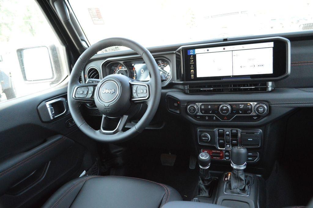 new 2025 Jeep Wrangler car, priced at $61,195