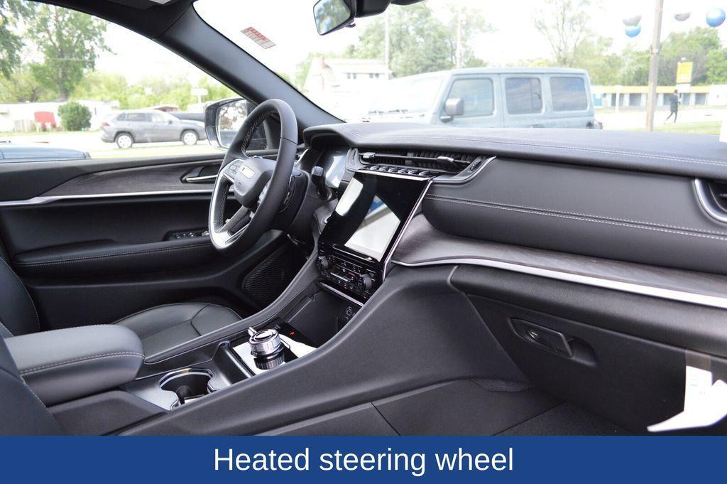 new 2025 Jeep Grand Cherokee L car, priced at $48,483