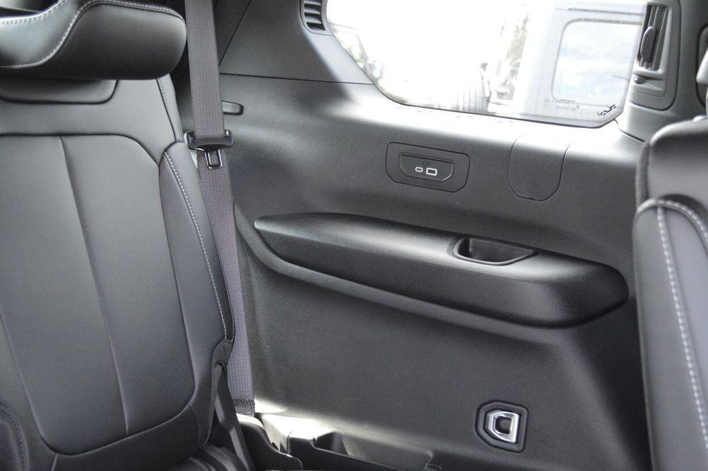 new 2025 Jeep Grand Cherokee L car, priced at $51,610
