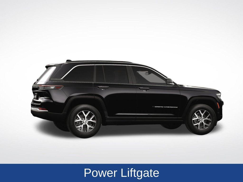 new 2025 Jeep Grand Cherokee car, priced at $45,755