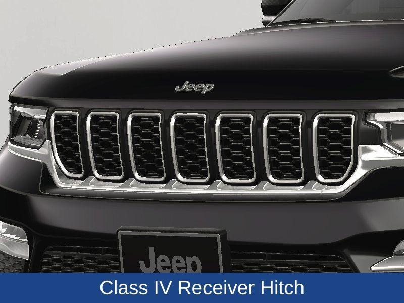 new 2025 Jeep Grand Cherokee car, priced at $45,755