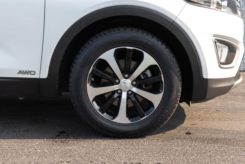 used 2016 Kia Sorento car, priced at $10,998
