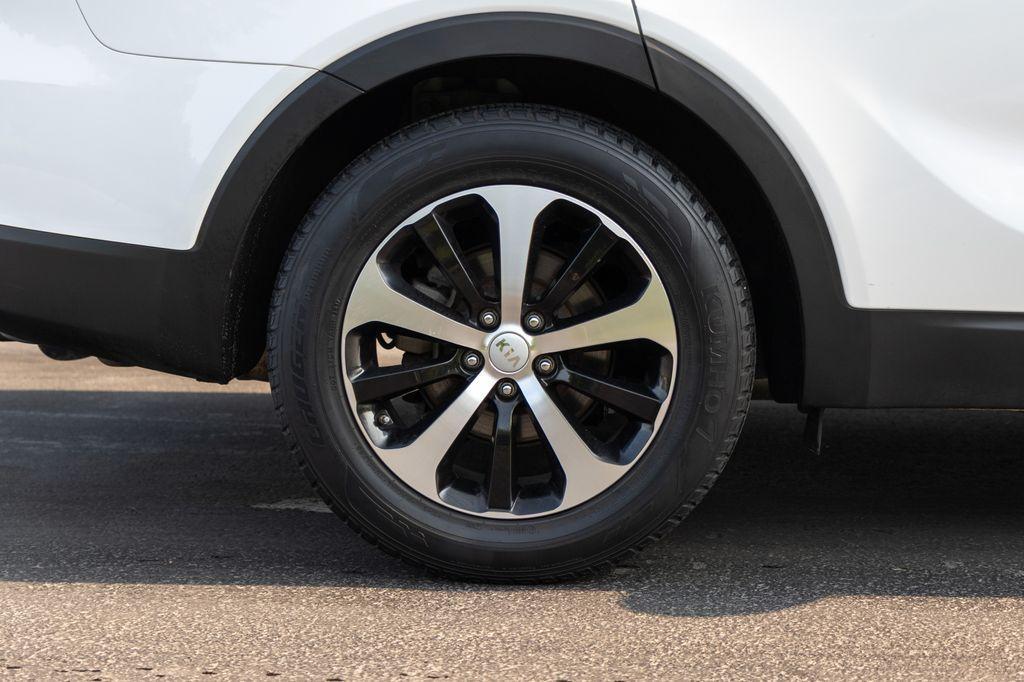 used 2016 Kia Sorento car, priced at $10,998