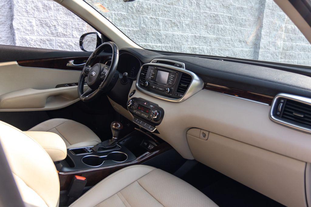 used 2016 Kia Sorento car, priced at $10,998