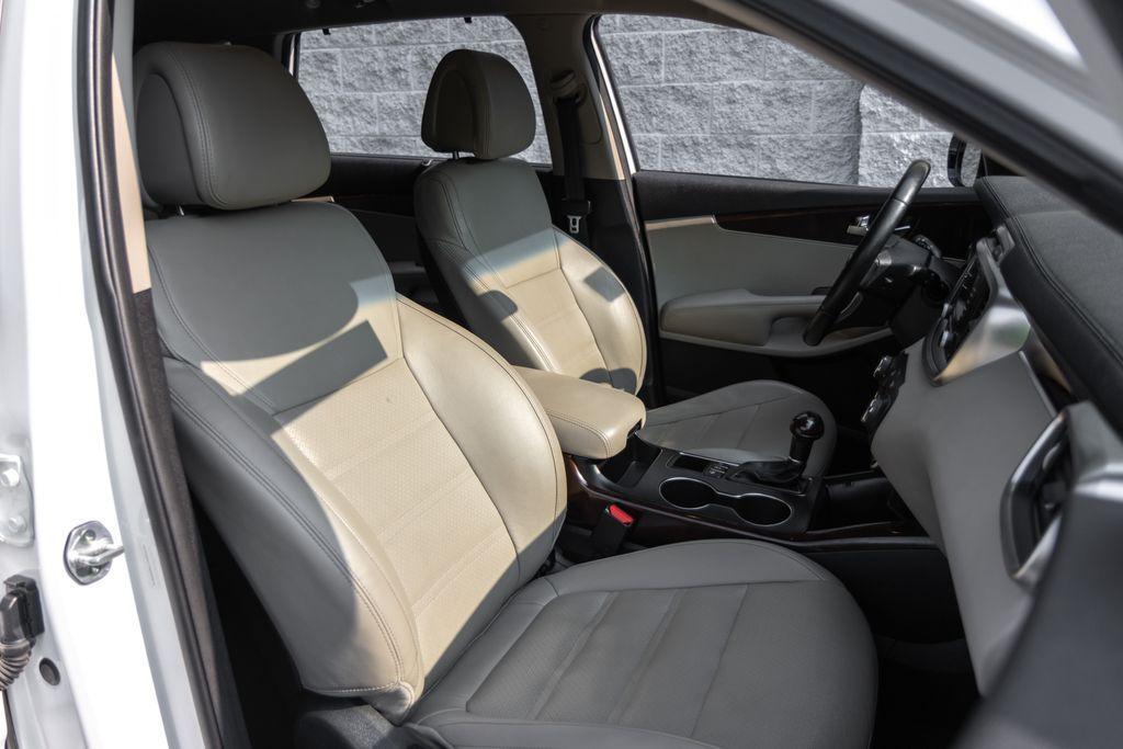 used 2016 Kia Sorento car, priced at $10,998