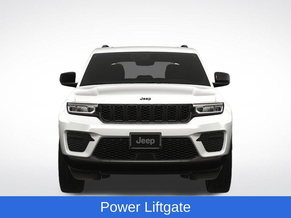 new 2025 Jeep Grand Cherokee car, priced at $46,130