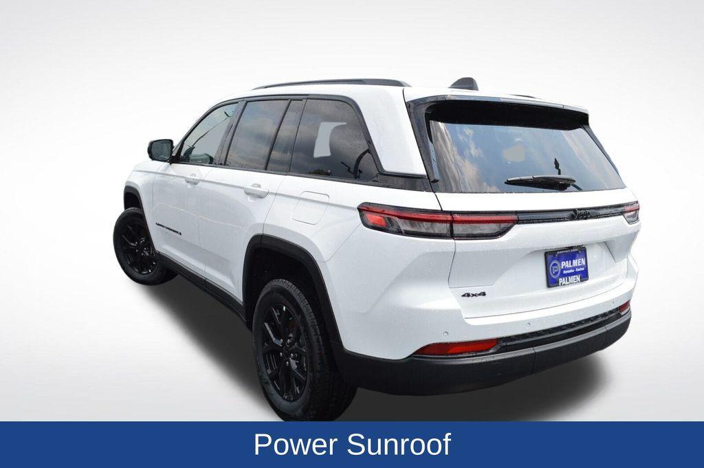 new 2025 Jeep Grand Cherokee car, priced at $44,245