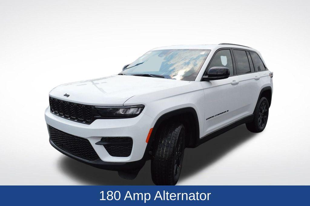 new 2025 Jeep Grand Cherokee car, priced at $44,245