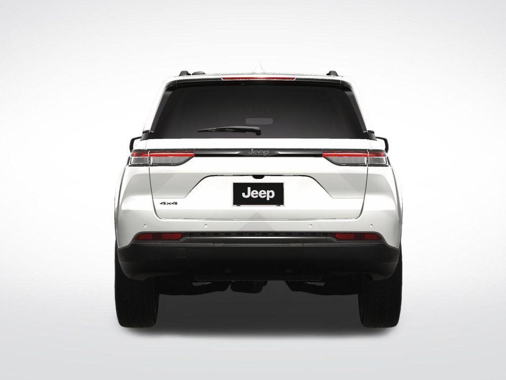 new 2025 Jeep Grand Cherokee car, priced at $46,130