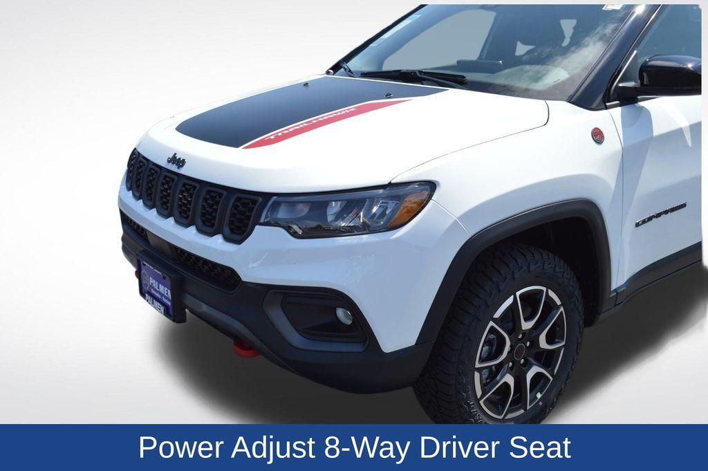 new 2025 Jeep Compass car, priced at $36,040