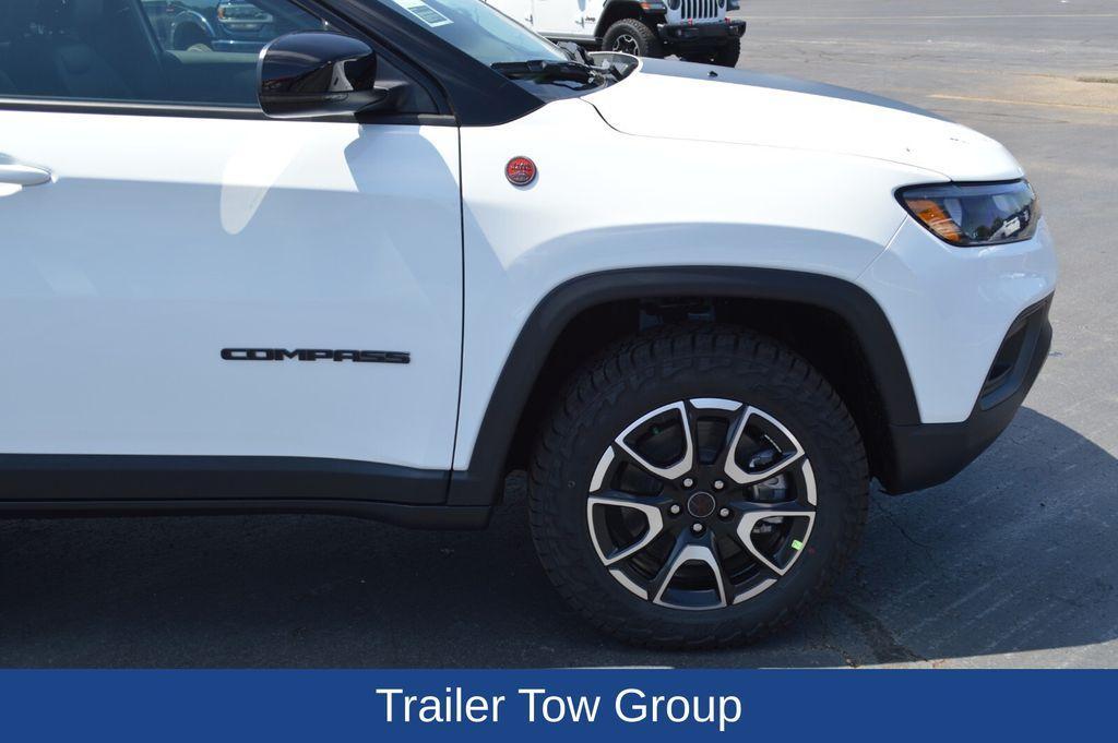 new 2025 Jeep Compass car, priced at $36,040