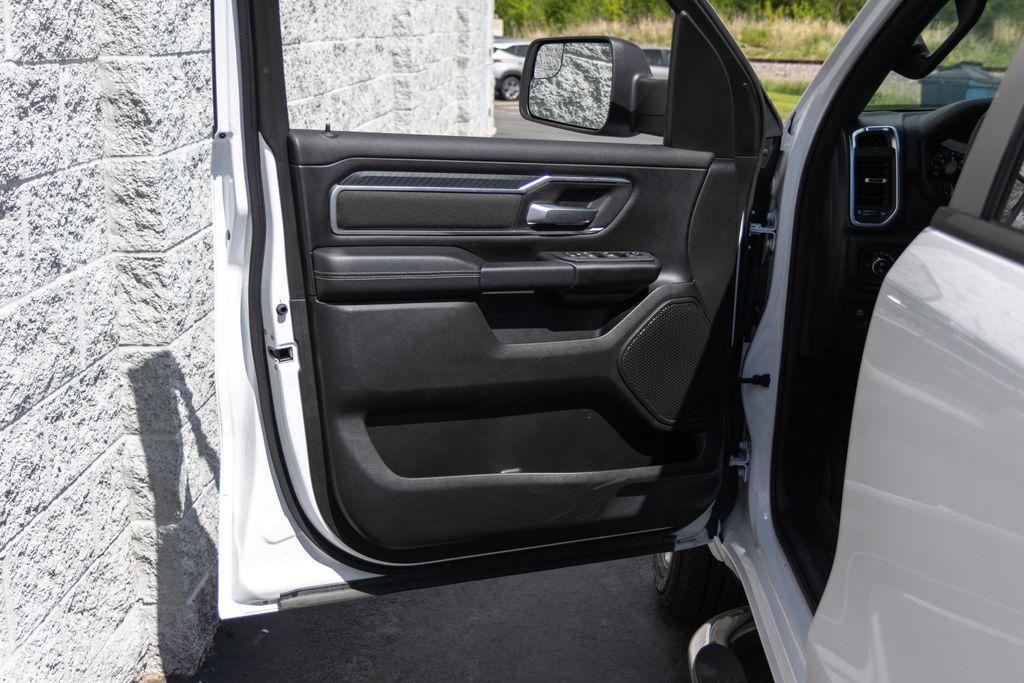 new 2025 Ram 1500 car, priced at $60,440