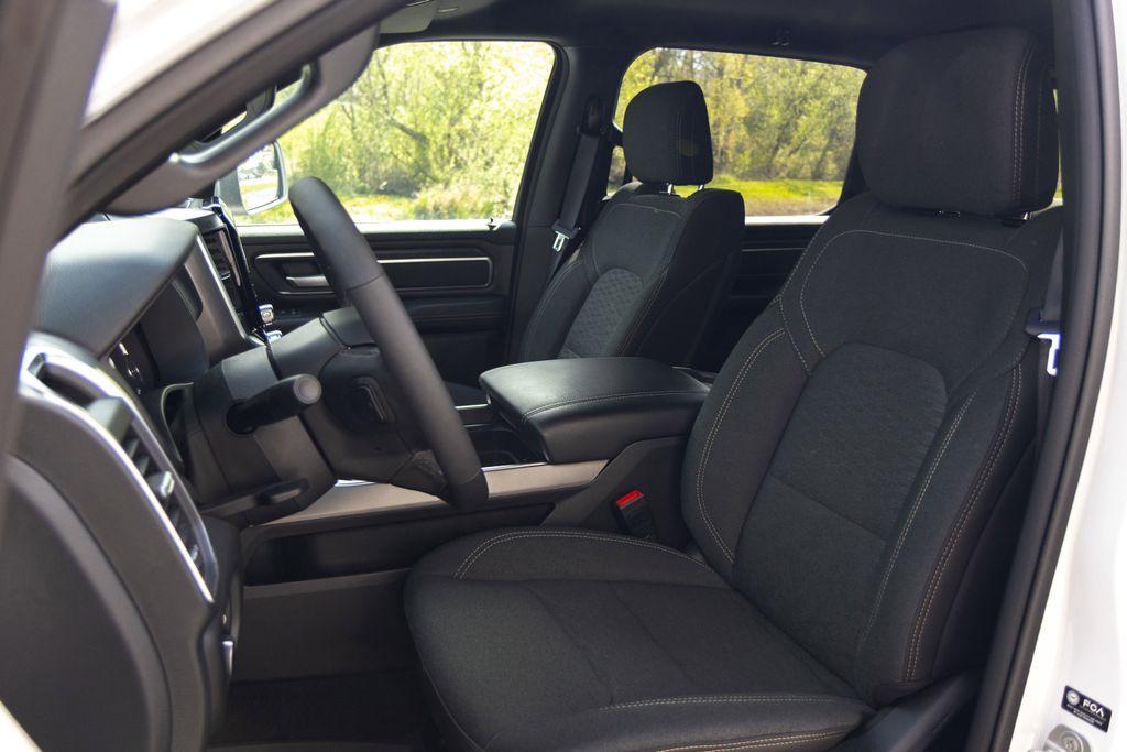 new 2025 Ram 1500 car, priced at $60,440
