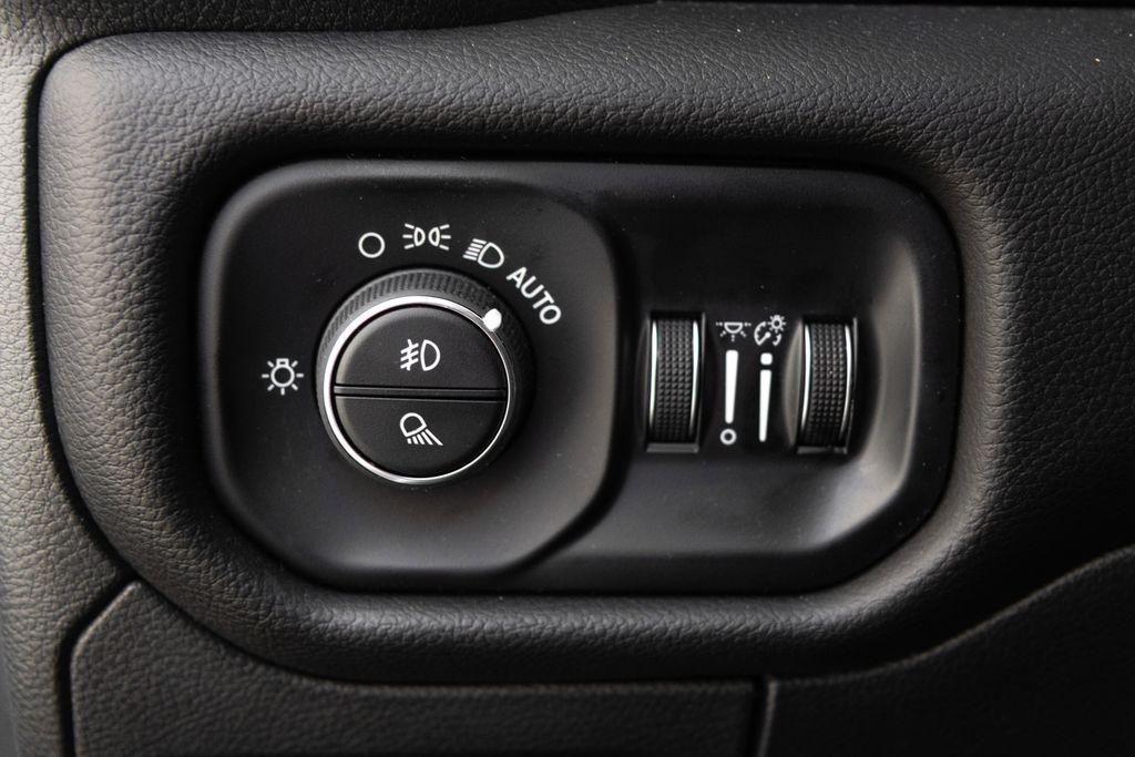 new 2025 Ram 1500 car, priced at $60,440