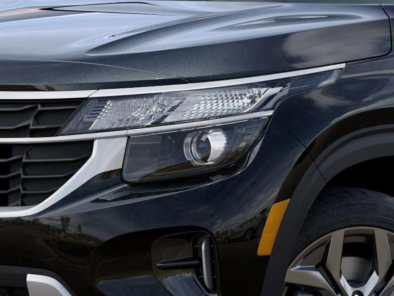 new 2025 Kia Seltos car, priced at $22,997