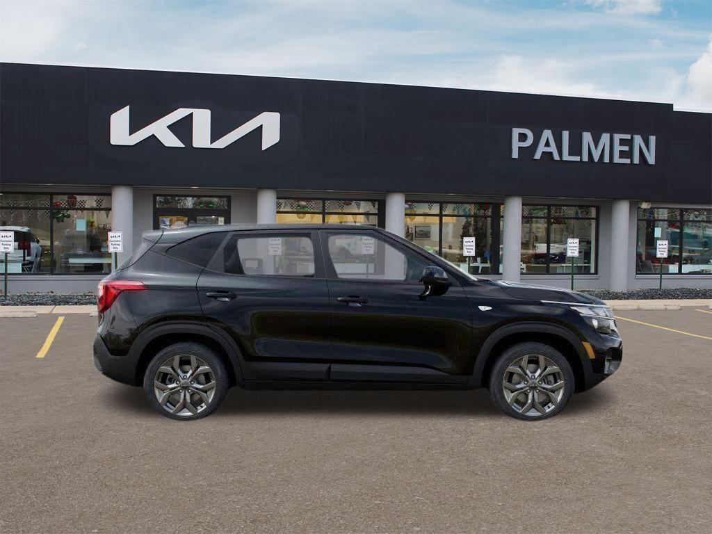 new 2025 Kia Seltos car, priced at $24,714