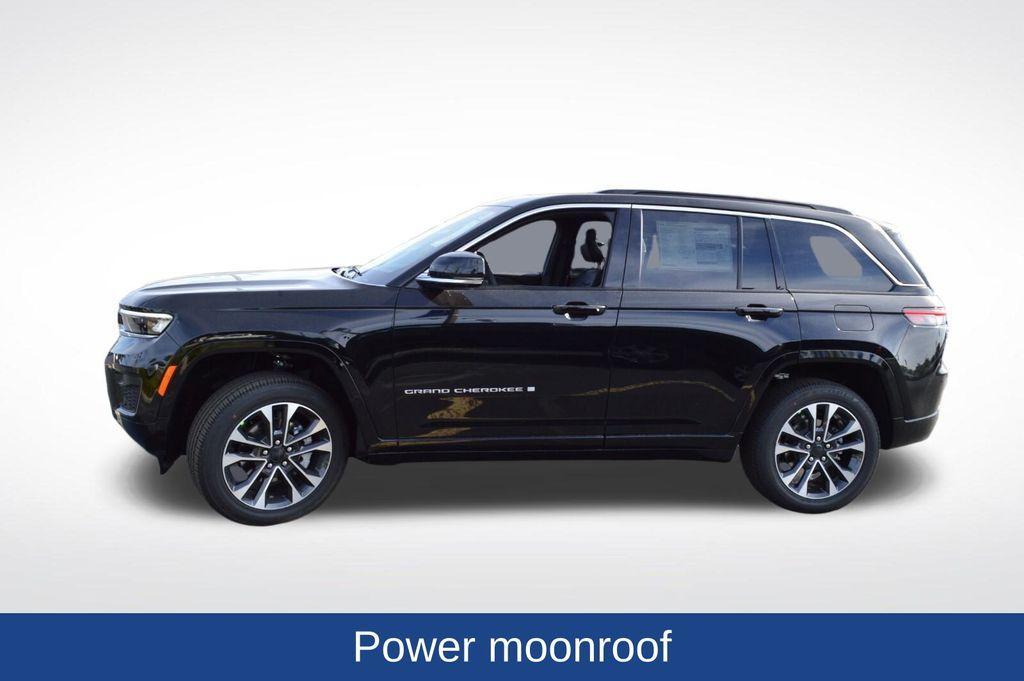 new 2025 Jeep Grand Cherokee car, priced at $65,730