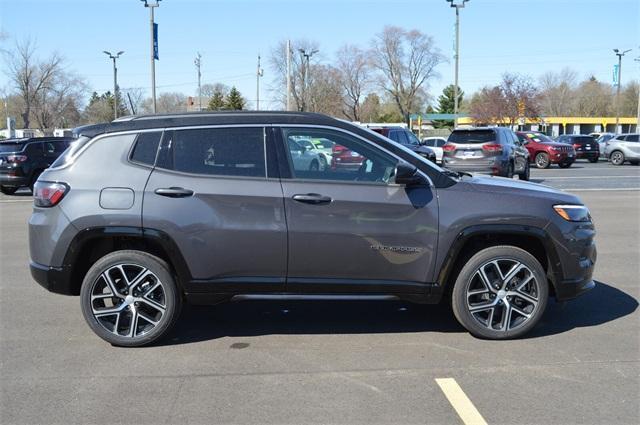 new 2024 Jeep Compass car, priced at $37,471