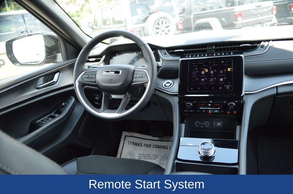 new 2025 Jeep Grand Cherokee L car, priced at $46,544