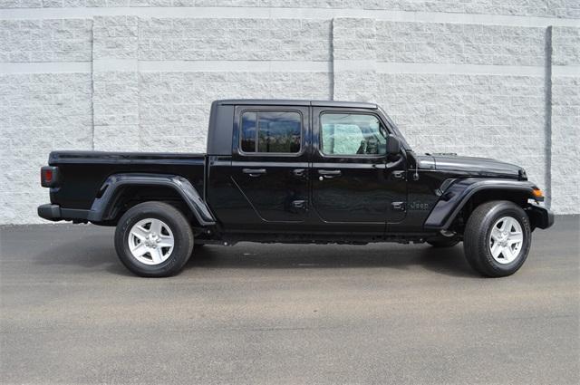 used 2021 Jeep Gladiator car, priced at $34,444