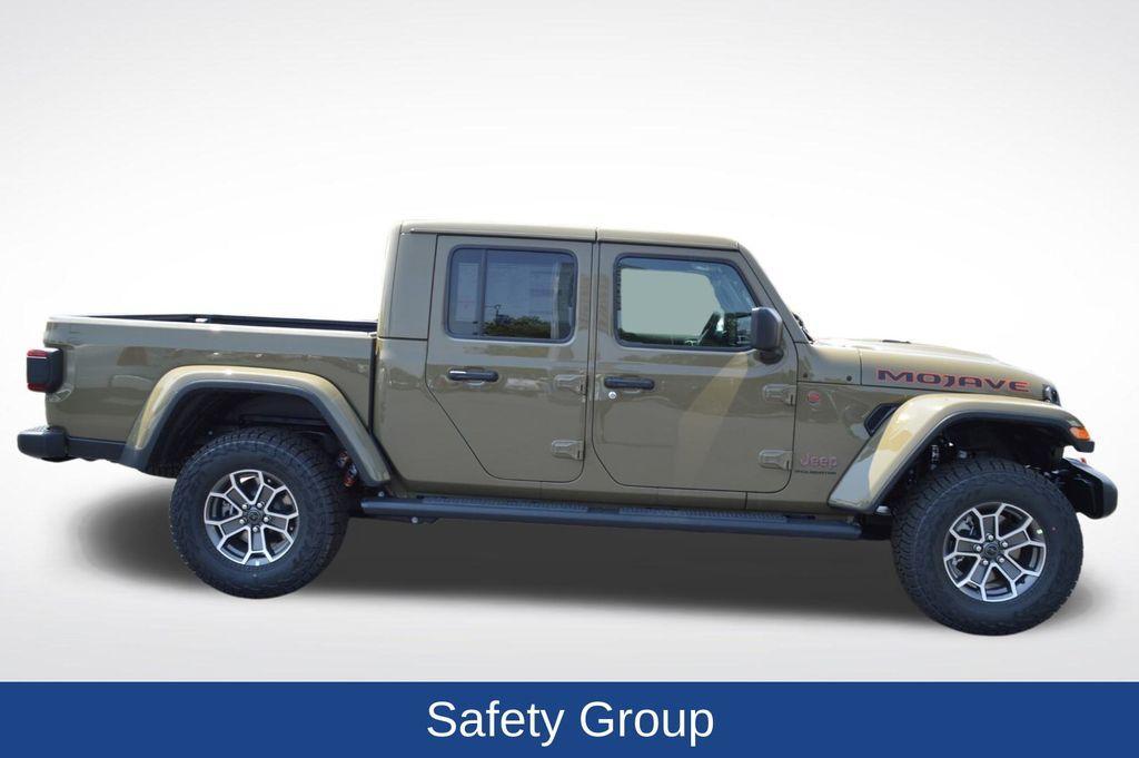 new 2025 Jeep Gladiator car, priced at $59,115
