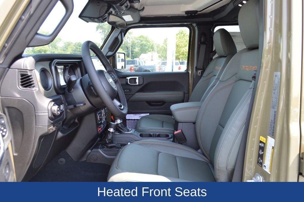 new 2025 Jeep Gladiator car, priced at $59,115