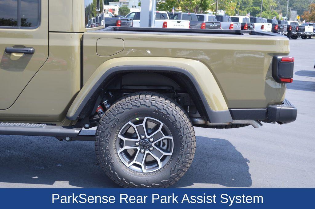 new 2025 Jeep Gladiator car, priced at $59,115