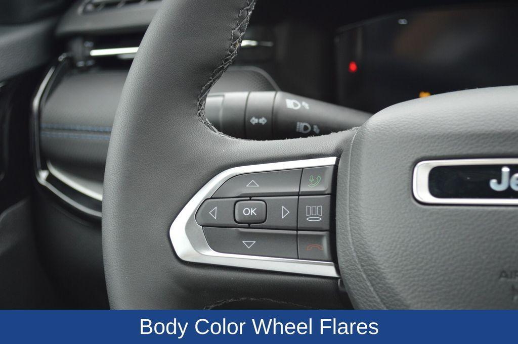 new 2025 Jeep Compass car, priced at $33,547