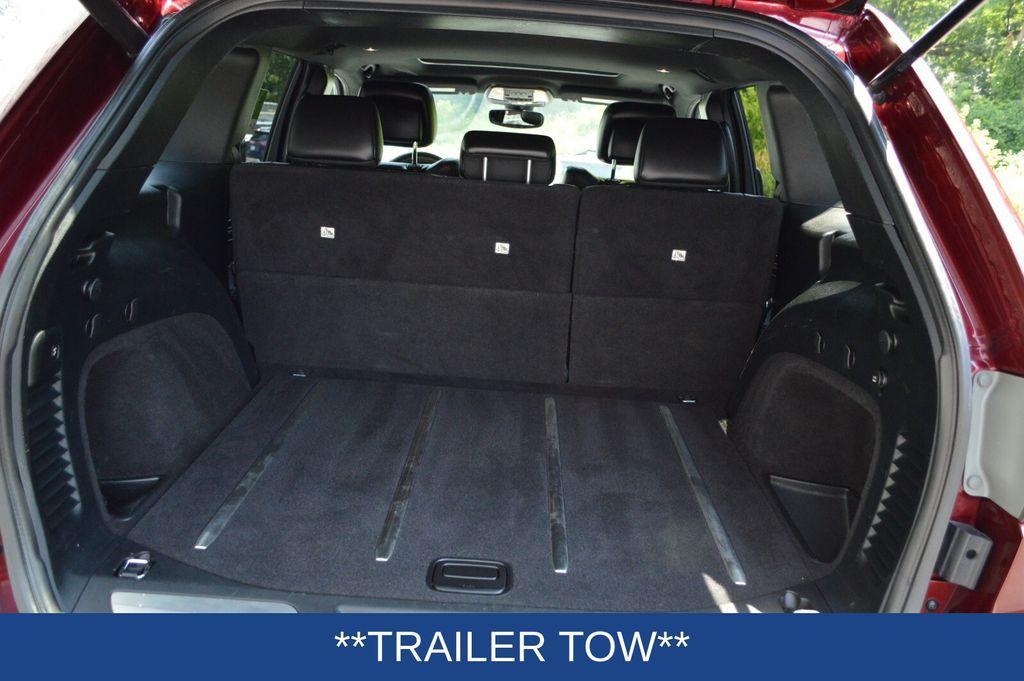 used 2017 Jeep Grand Cherokee car, priced at $16,800