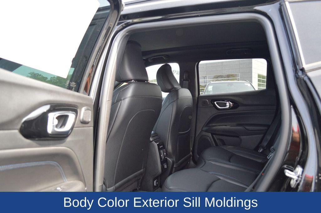 new 2025 Jeep Compass car, priced at $33,547