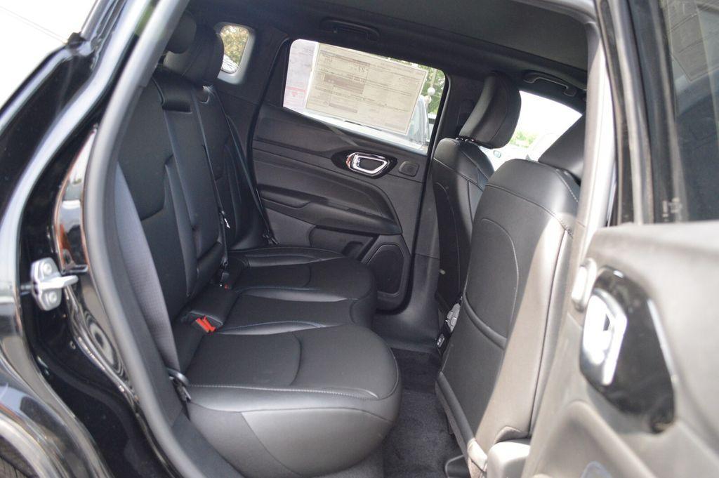 new 2025 Jeep Compass car, priced at $33,547