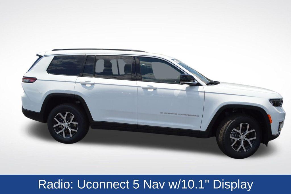 new 2025 Jeep Grand Cherokee L car, priced at $47,924