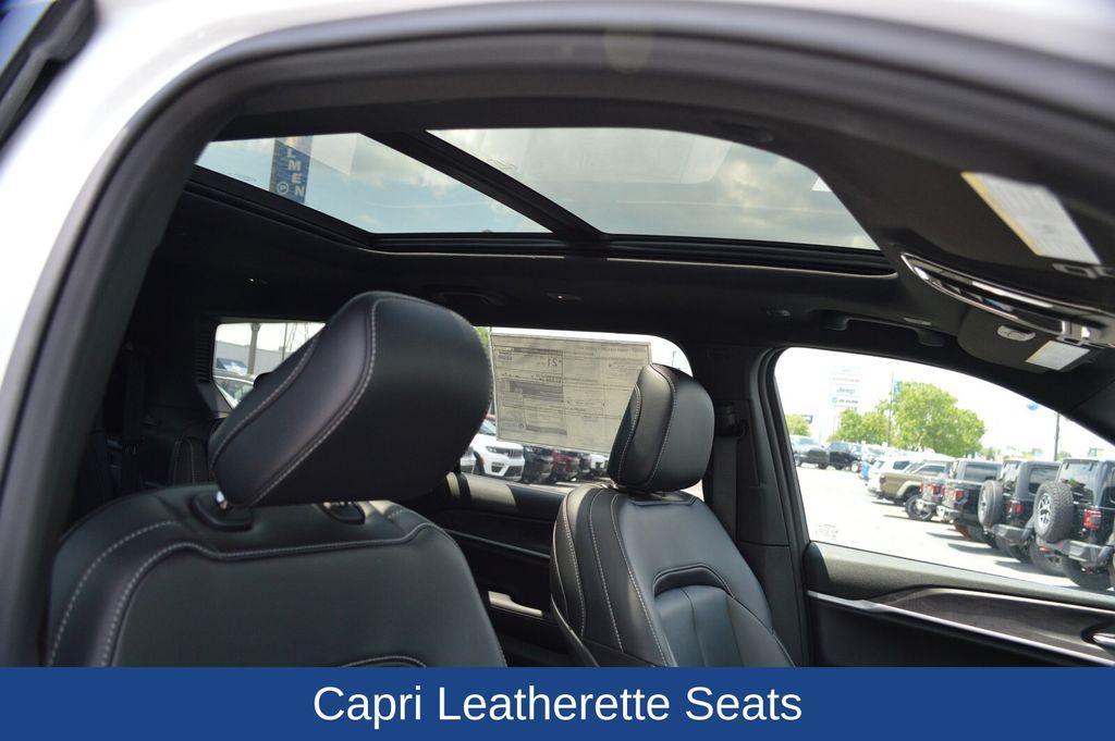 new 2025 Jeep Grand Cherokee L car, priced at $47,924