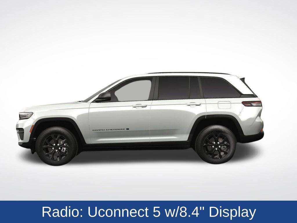new 2025 Jeep Grand Cherokee car, priced at $44,053