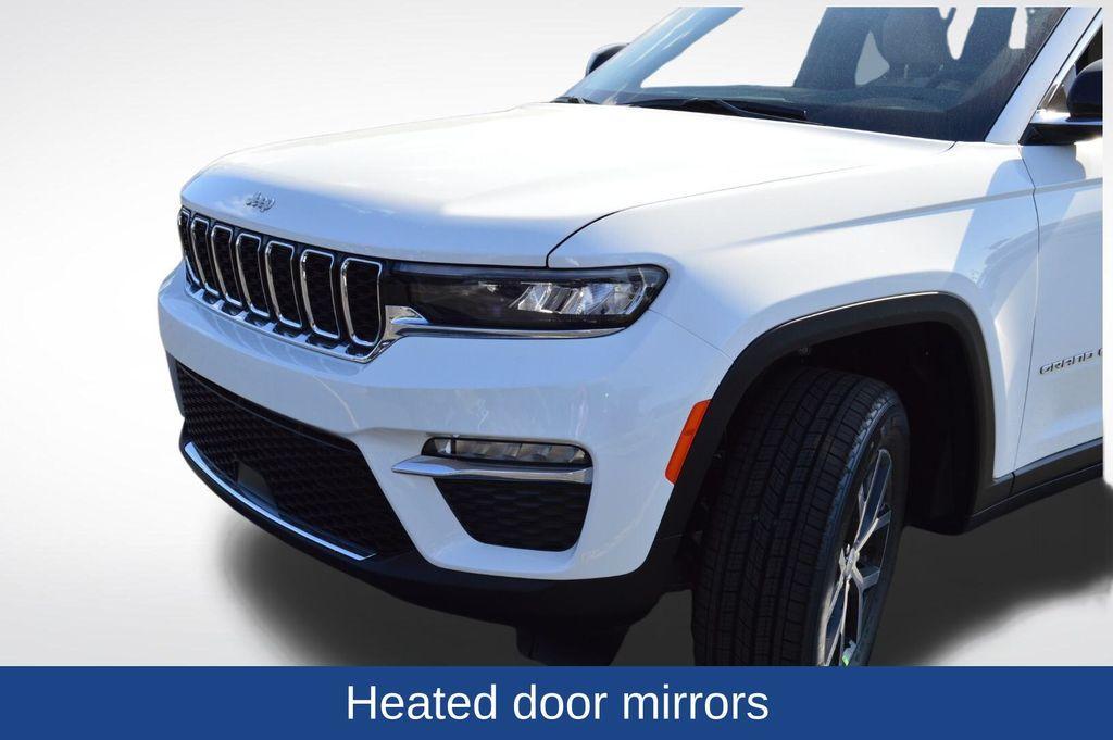 new 2025 Jeep Grand Cherokee car, priced at $47,395