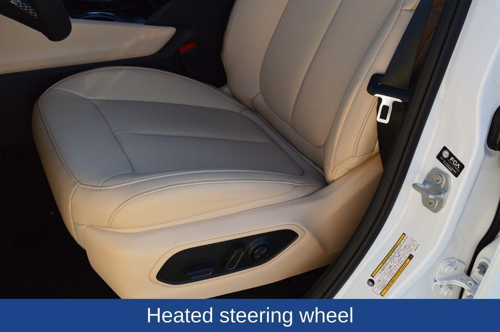 new 2025 Jeep Grand Cherokee car, priced at $47,395