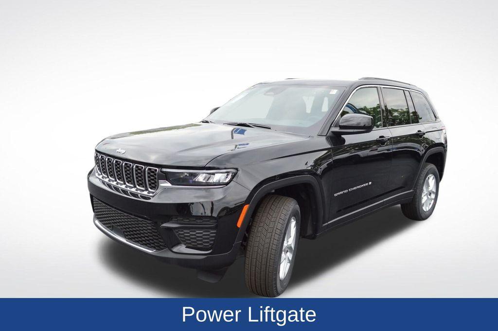 new 2025 Jeep Grand Cherokee car, priced at $39,999