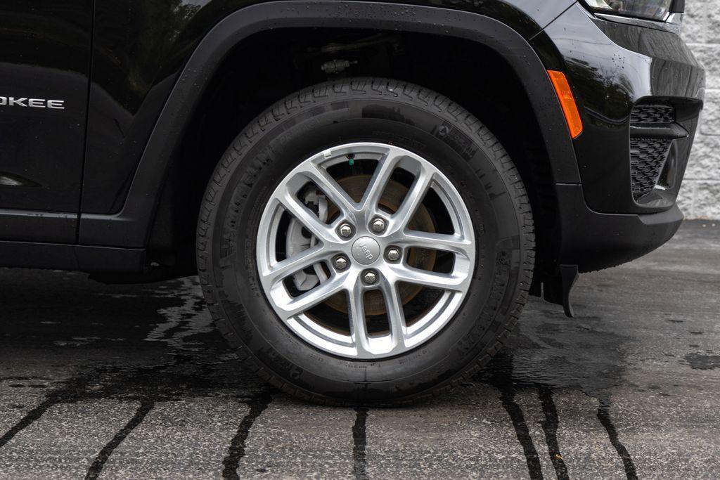 new 2025 Jeep Grand Cherokee car, priced at $41,211