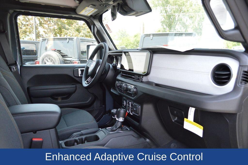 new 2025 Jeep Wrangler car, priced at $51,345