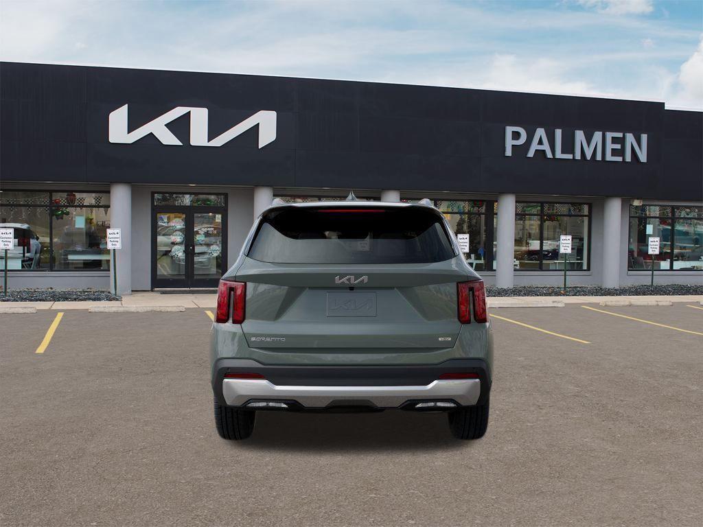 new 2025 Kia Sorento Hybrid car, priced at $40,878