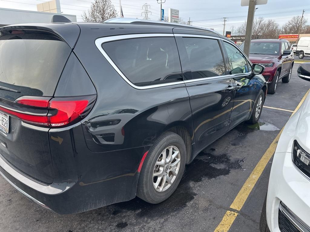 used 2021 Chrysler Pacifica car, priced at $29,998