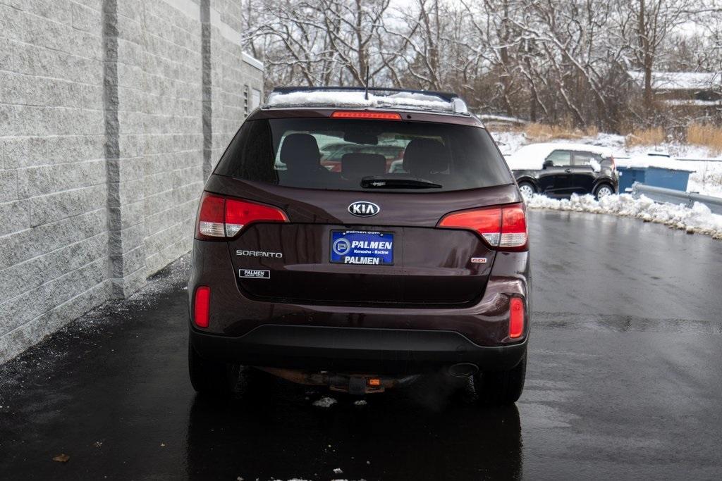 used 2014 Kia Sorento car, priced at $8,900