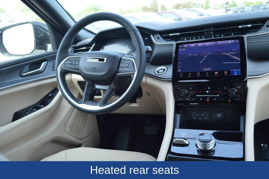 new 2025 Jeep Grand Cherokee car, priced at $49,415