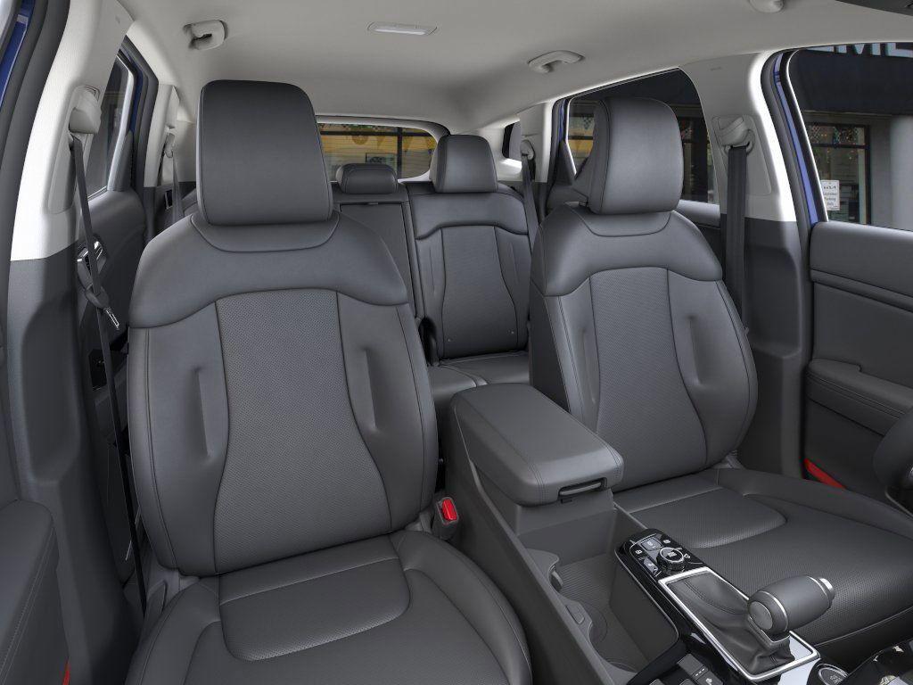 new 2025 Kia Sportage car, priced at $27,895