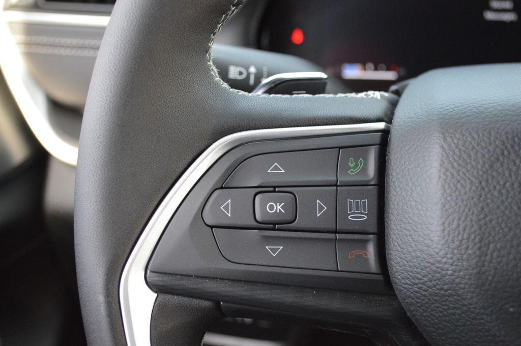 new 2025 Jeep Grand Cherokee car, priced at $46,820